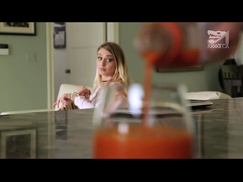 ❤️ Гаряча дівчина з великими сиськами і тугою кицькою отримує член від невдахи, але дуже важко ❌ Секс-відео у нас ❌❤